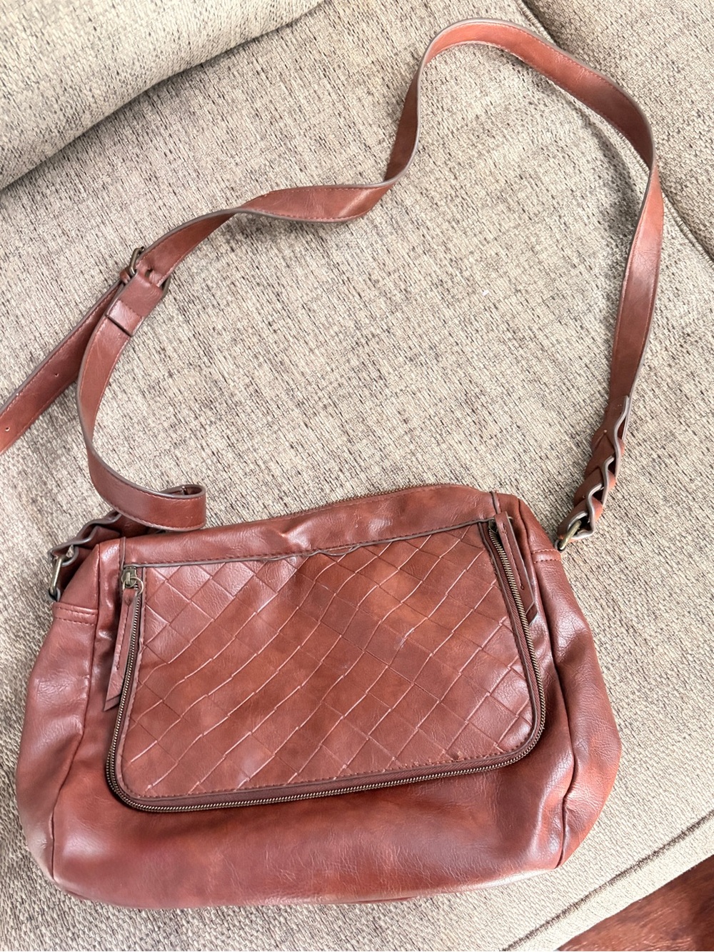 Classic Brown Woven-Front Crossbody Shoulder Bag - Women